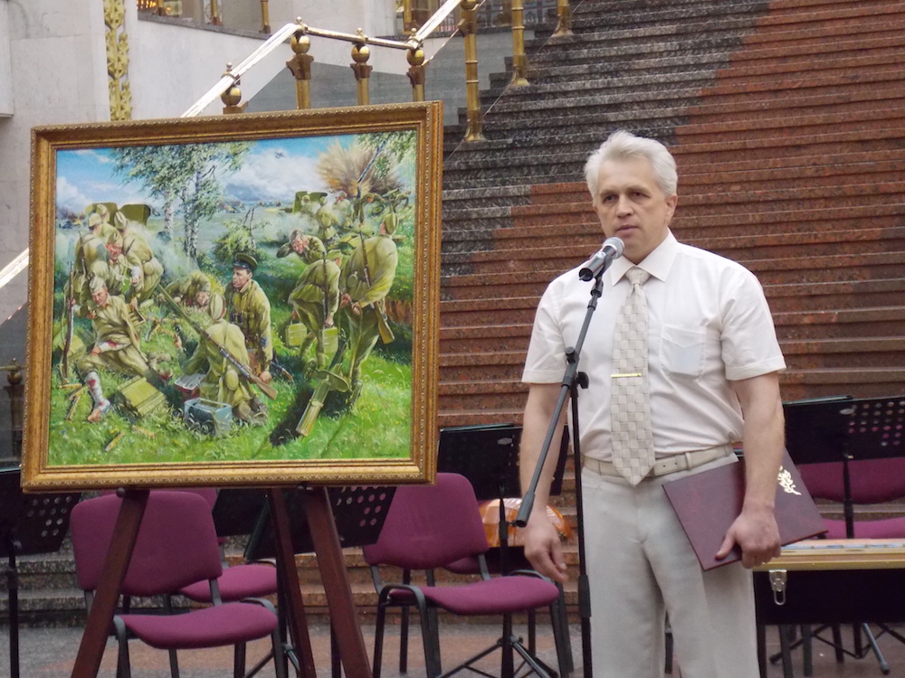 При передаче картины в Музее Великой Отечественной войны на Поклонной горе. г.Москва